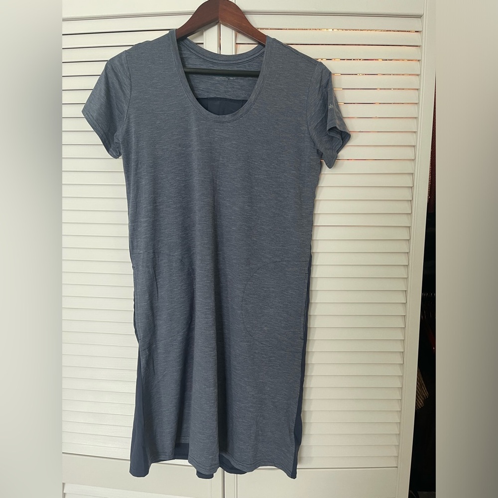 Columbia Women's Shirt Dress UPF 30 Omni-Wick with Pockets Stretch-Size XS-blue